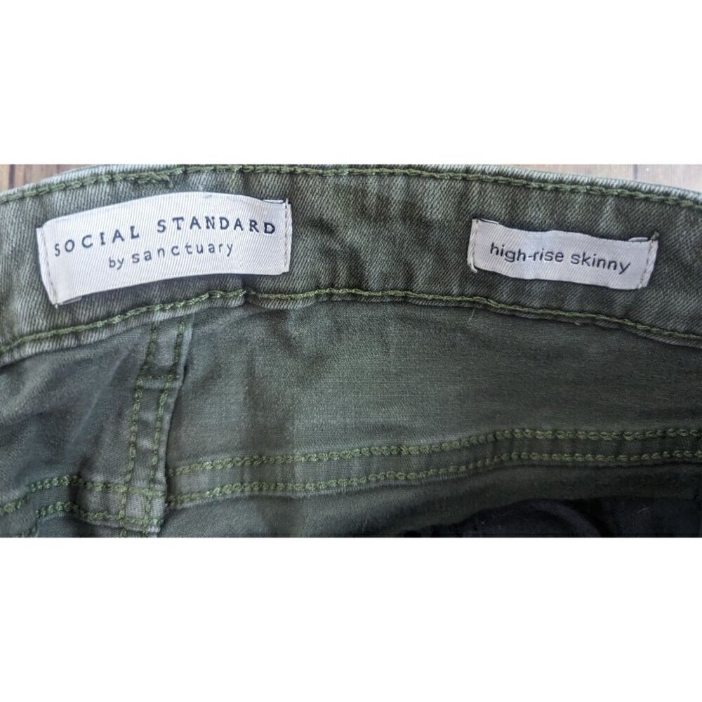 Social Standard By Sanctuary High-Rise Skinny Camo Jeans Women's Size 16 - Picture 4 of 6